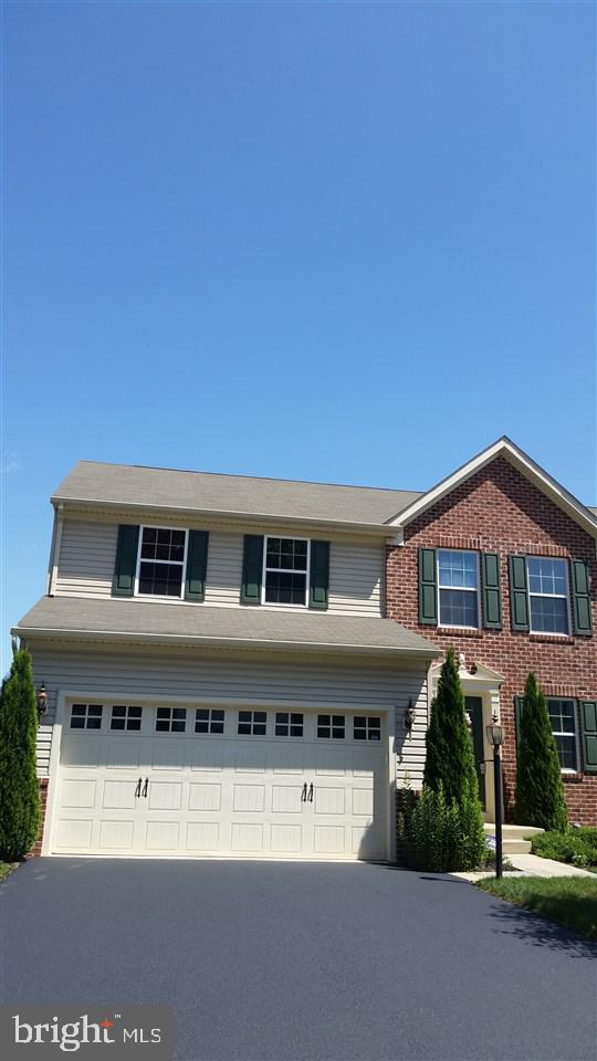 856 Countryside Road Seven Valleys, PA 17360 - Photo 3 of 25