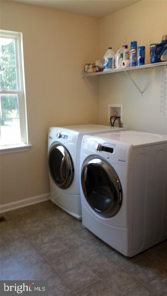 856 Countryside Road Seven Valleys, PA 17360 - Photo 9 of 25