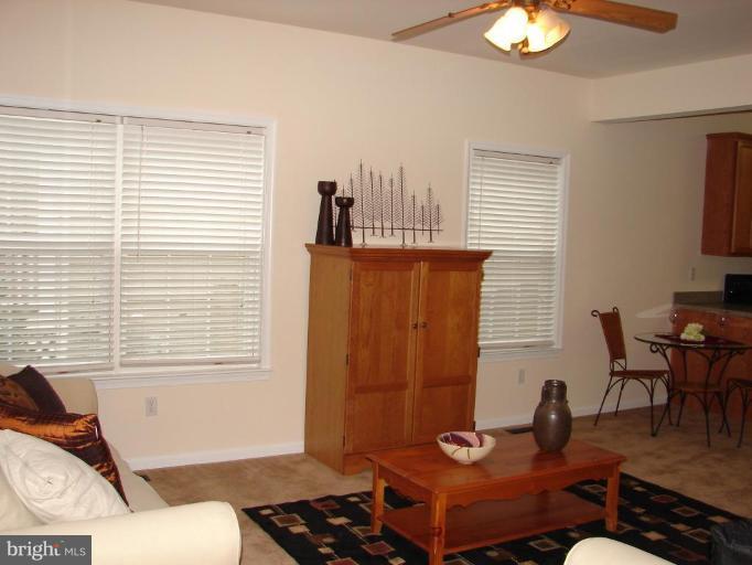 3628 Edgemont Street Edgewater, MD 21037 - Photo 20 of 25 Family Room #2