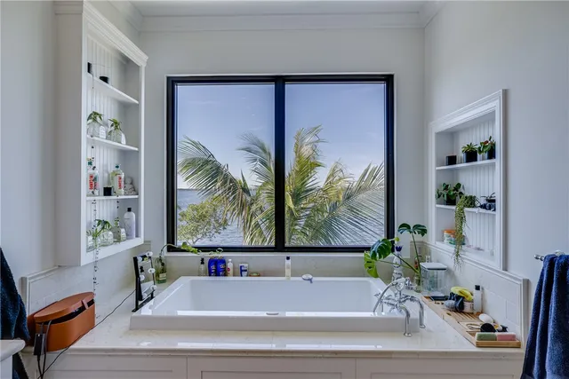 $5,950,000 | 225 Osprey Court, Vero Beach, FL 32963