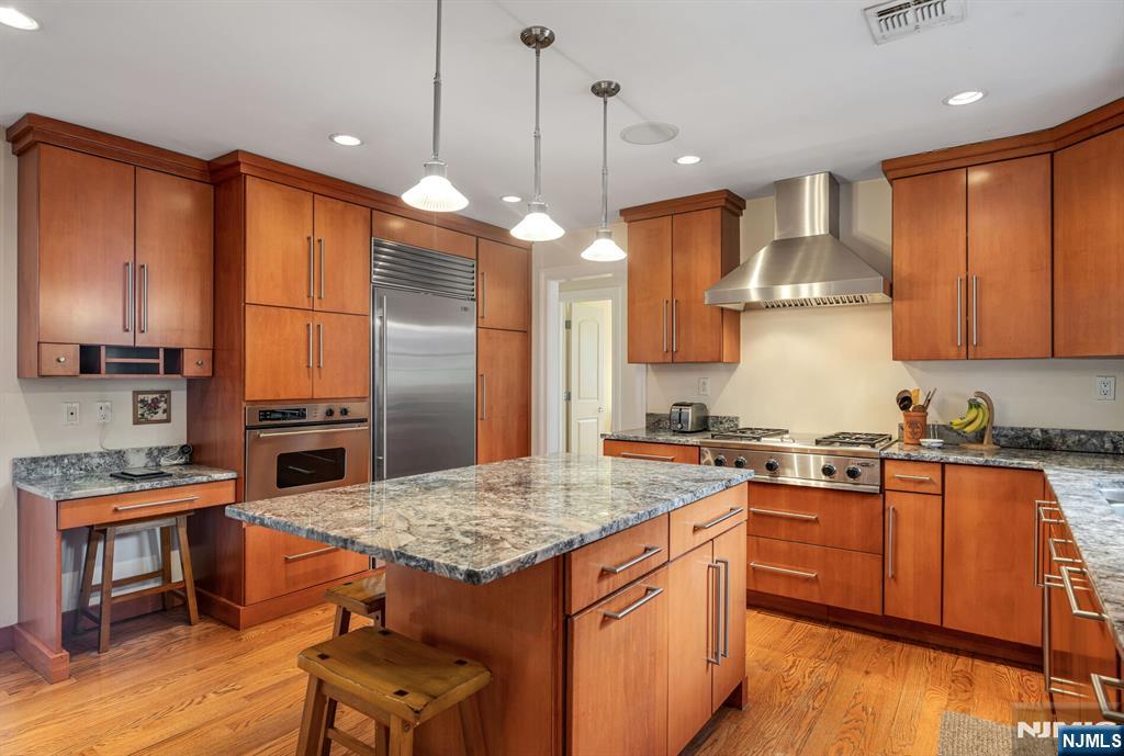 445 Pine Hill Road Leonia, NJ 07605 - Photo 9 of 29