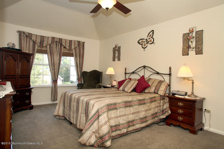 2 Azalea Lane Howell, NJ 07731 - Photo 20 of 52 IMG_005046