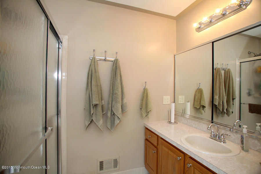 2 Azalea Lane Howell, NJ 07731 - Photo 35 of 52 IMG_004546