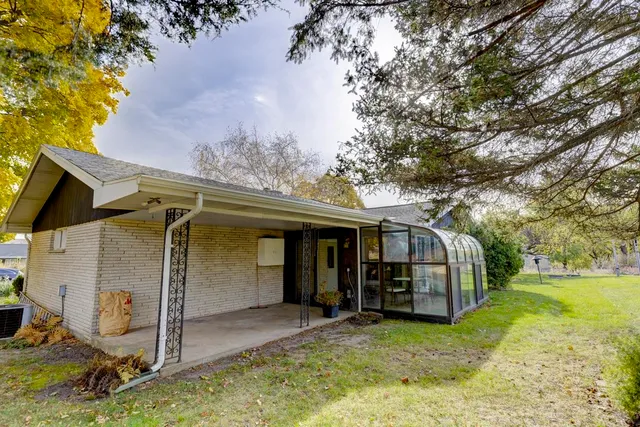 $399,900 | 3345 Swinburne Drive, McFarland, WI 53558