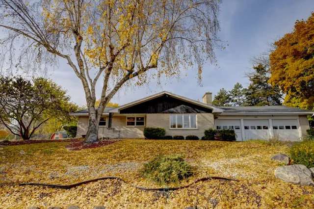 $399,900 | 3345 Swinburne Drive, McFarland, WI 53558