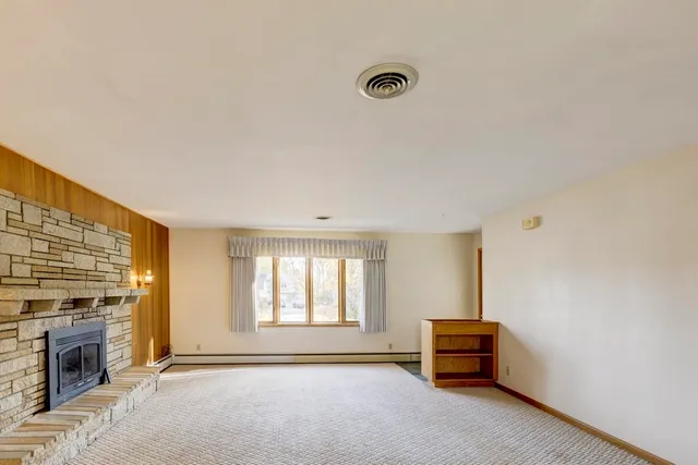 $399,900 | 3345 Swinburne Drive, McFarland, WI 53558