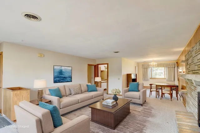 $399,900 | 3345 Swinburne Drive, McFarland, WI 53558