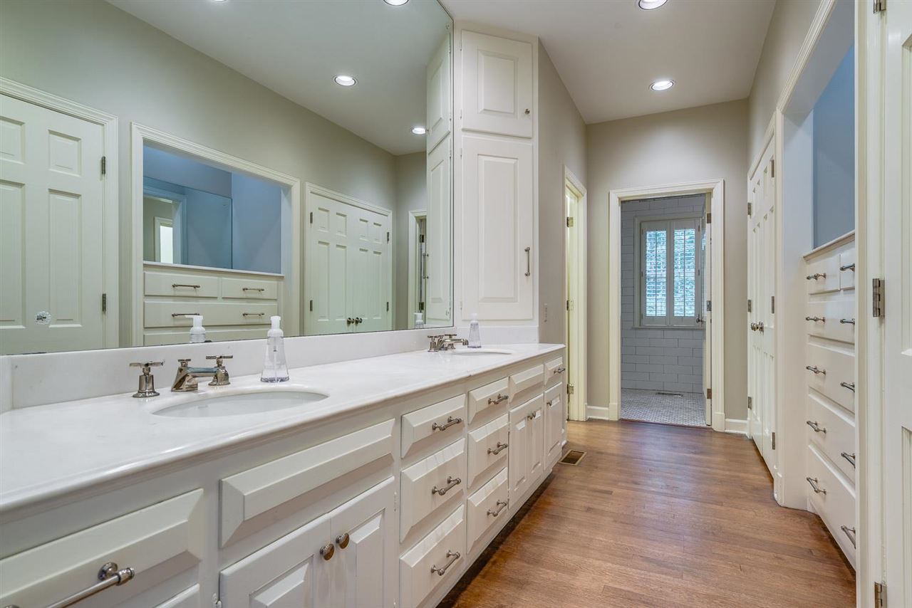 5711 Shady Grove Road Memphis, TN 38120 - Photo 16 of 25