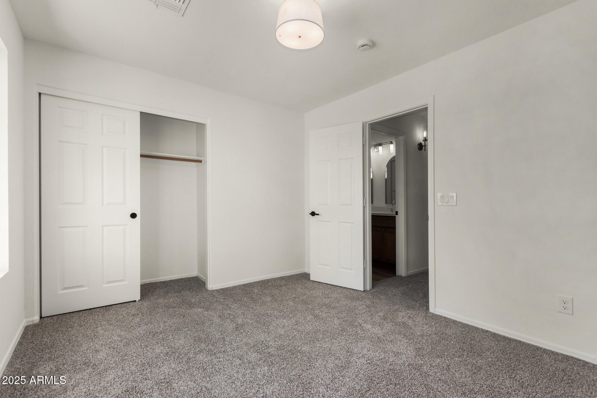 4360 South Splendor Place Gilbert, AZ 85297 - Photo 28 of 50 28 - Splendor