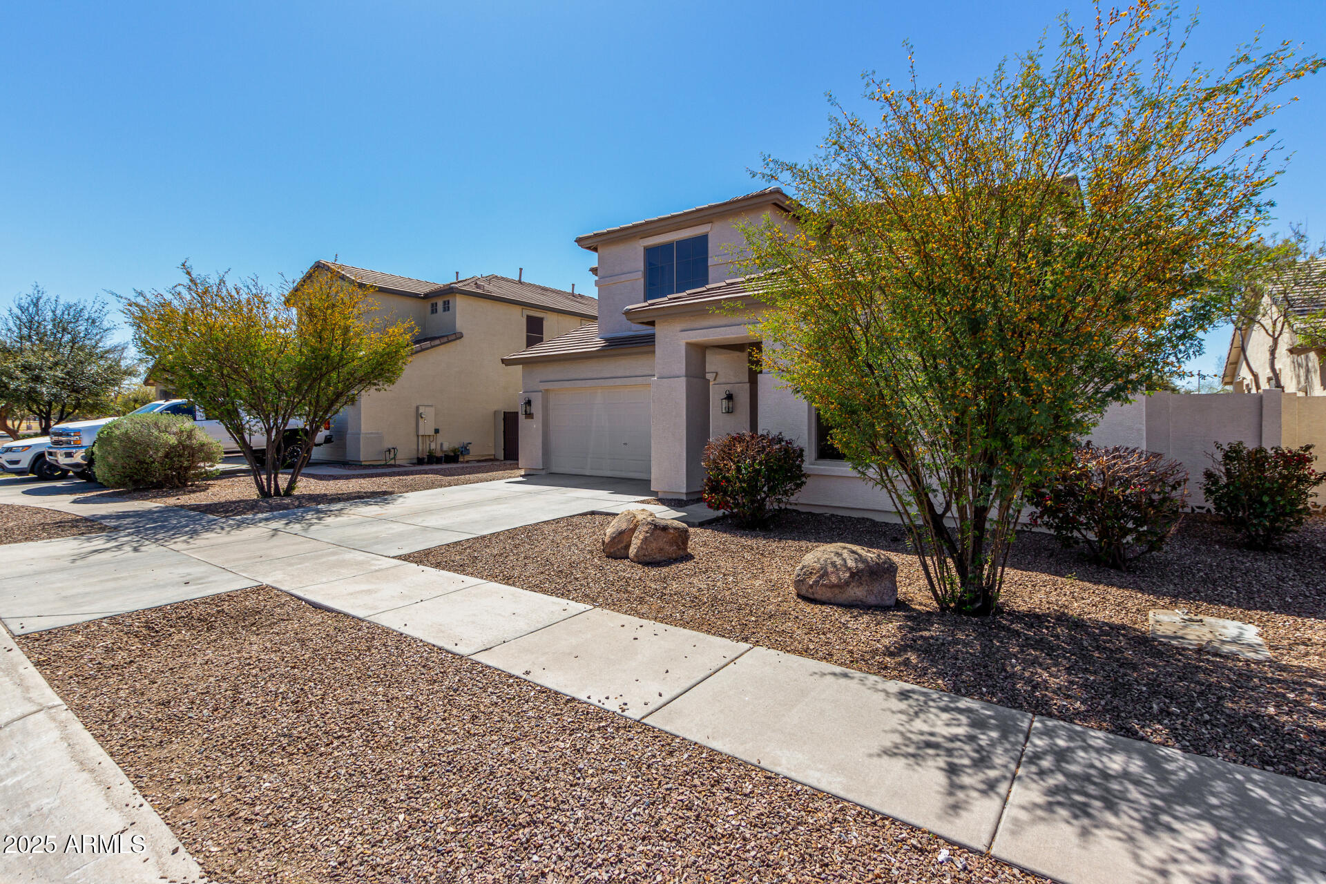 4360 South Splendor Place Gilbert, AZ 85297 - Photo 3 of 50 03 - Splendor