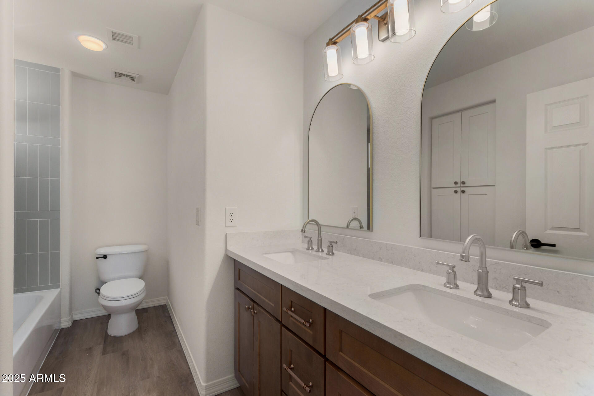 4360 South Splendor Place Gilbert, AZ 85297 - Photo 33 of 50 33 - Splendor