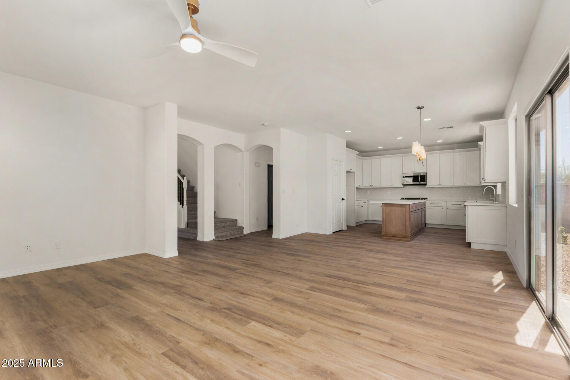 4360 South Splendor Place Gilbert, AZ 85297 - Photo 10 of 50 10 - Splendor