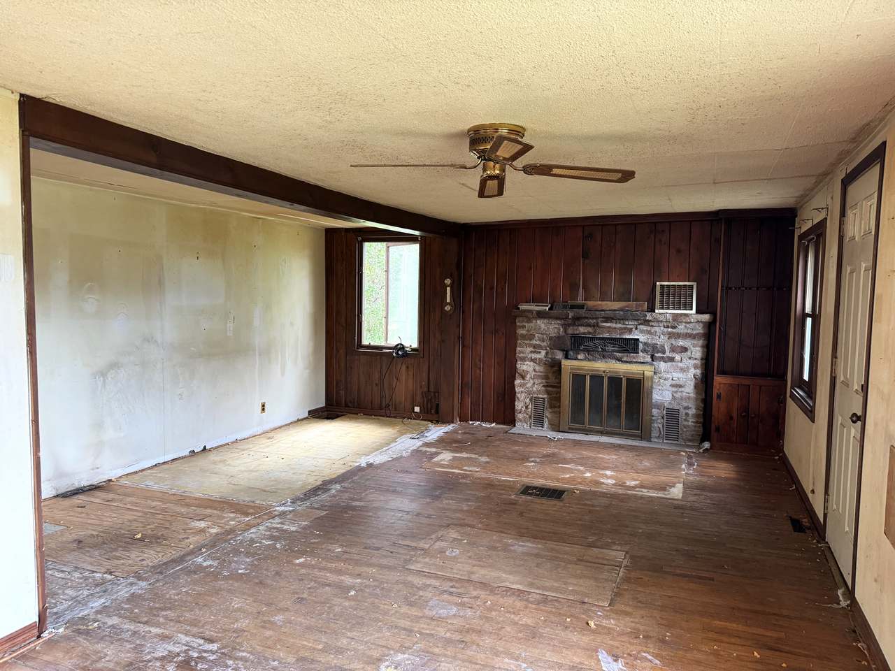 1913 East End Road Tripoli, WI 54564 - Photo 7 of 24 Gallery Image 7