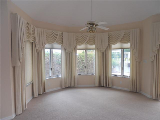 4821 Northeast 27th Terrace Lighthouse Point, FL 33064 - Photo 6 of 25 Dining Room