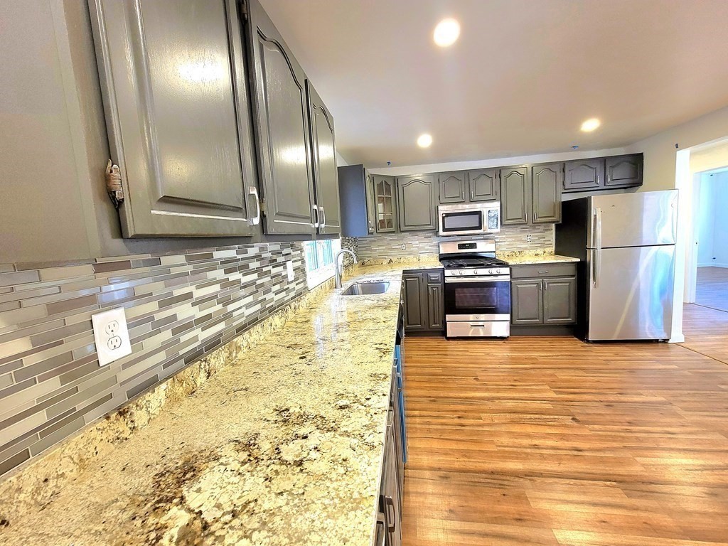 38 West Brookfield Road North Brookfield, MA 01535 - Photo 7 of 40 Gallery Image 7