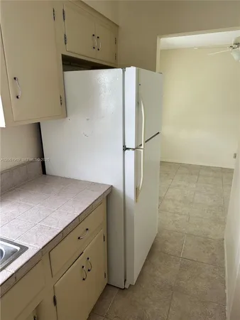 $1,250 | 2301 Northeast 2nd Street, Unit 6, Pompano Beach, FL 33062