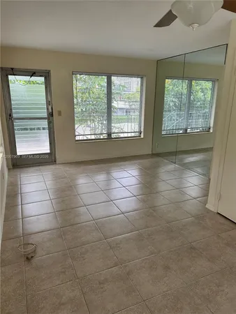 $1,250 | 2301 Northeast 2nd Street, Unit 6, Pompano Beach, FL 33062