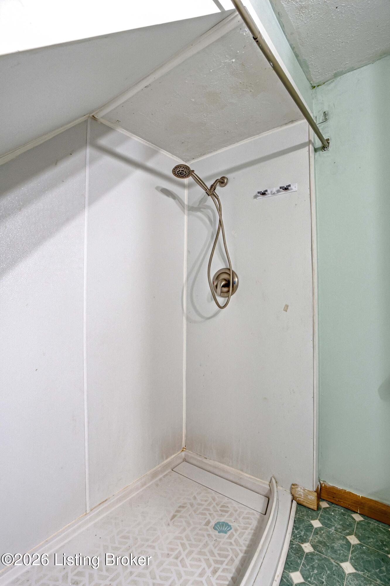 689 Graefenburg Road Waddy, KY 40076 - Photo 23 of 45 23_Bathroom_Shower