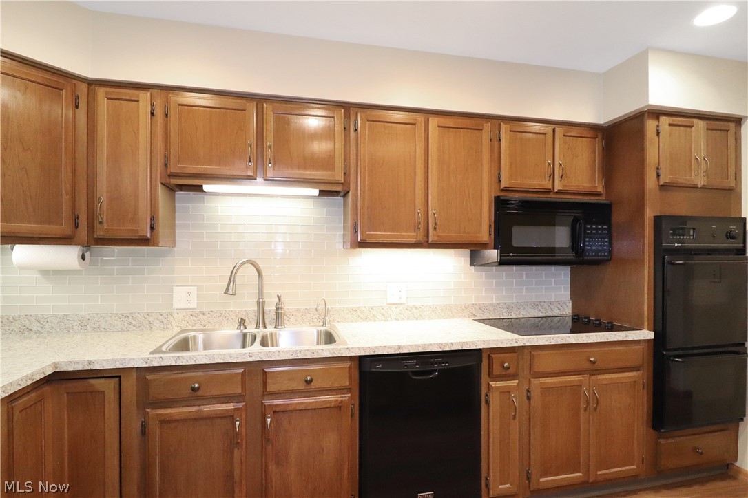 3003 Bancroft Road Akron, OH 44333 - Photo 7 of 29 Gallery Image 7