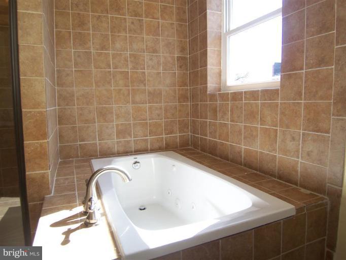 1629 F Street Northeast Washington, DC 20002 - Photo 12 of 24 Master Bath #2