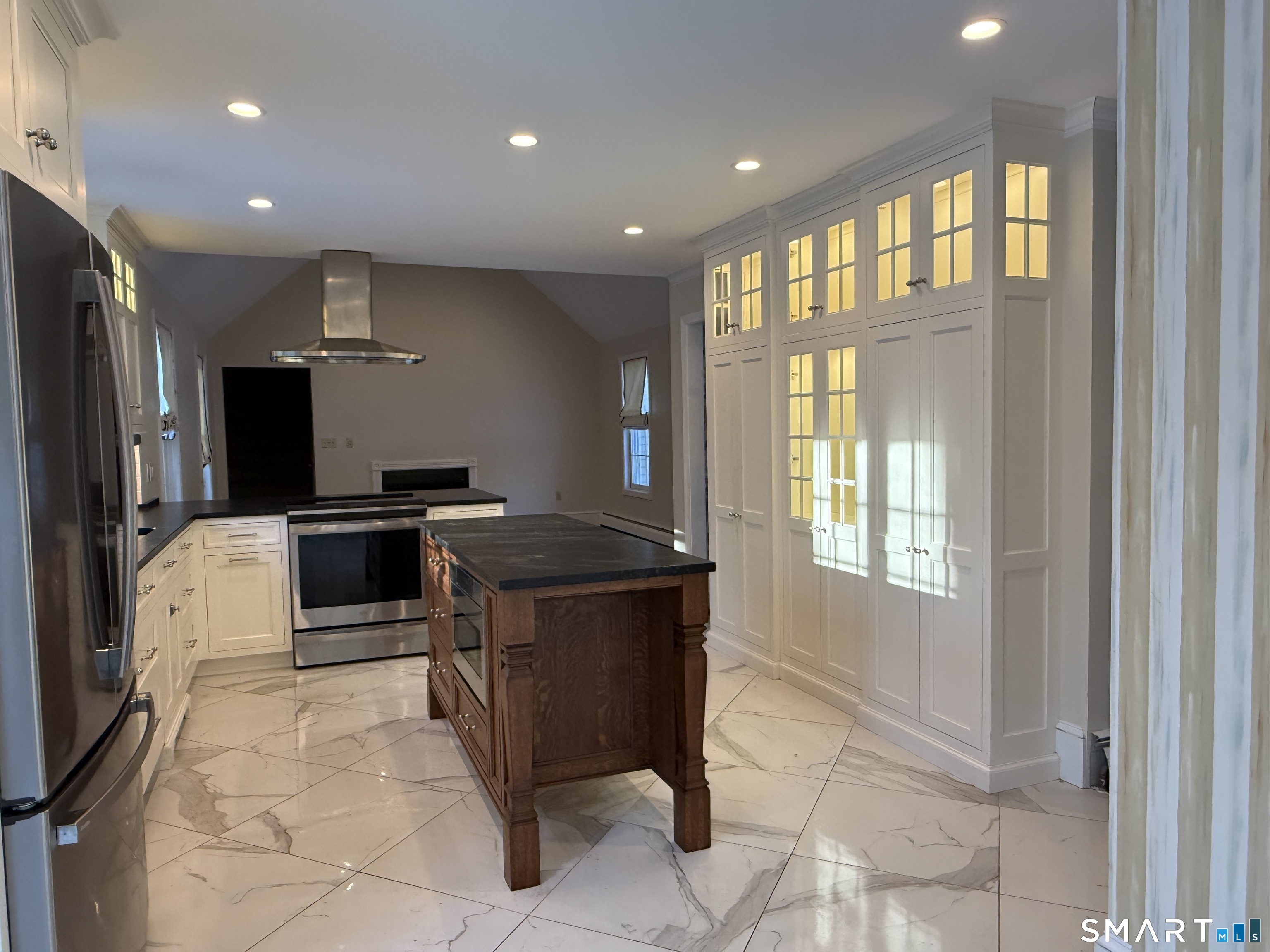 10 Ridge Road East Haddam, CT 06423 - Photo 3 of 34