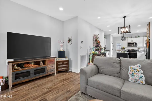 $349,900 | 1610 East Millard Street, Johnson City, TN 37601