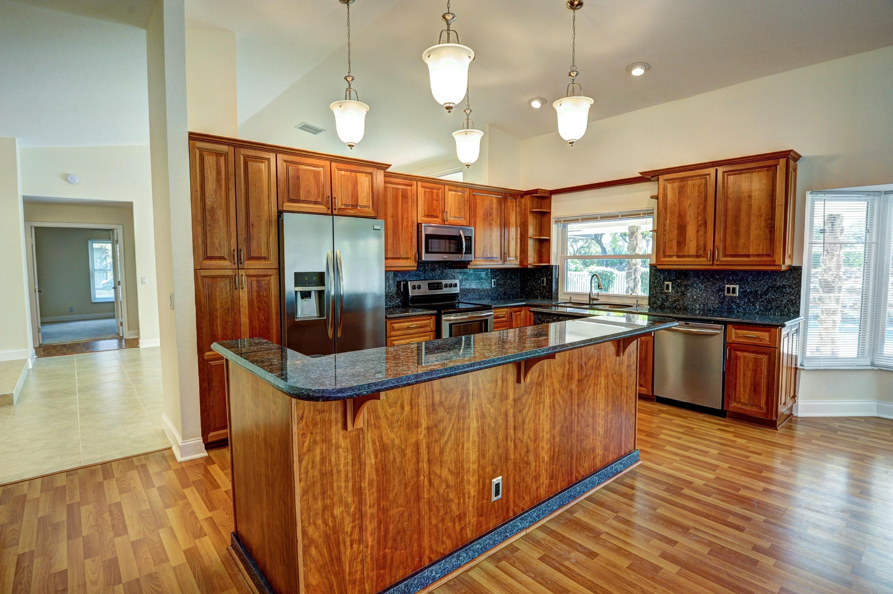 11348 Island Lakes Lane Boca Raton, FL 33498 - Photo 8 of 27 008_Kitchen
