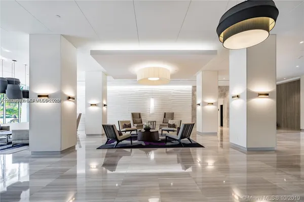 $2,890 | 100 Bayview Drive, Unit 1811, Sunny Isles Beach, FL 33160