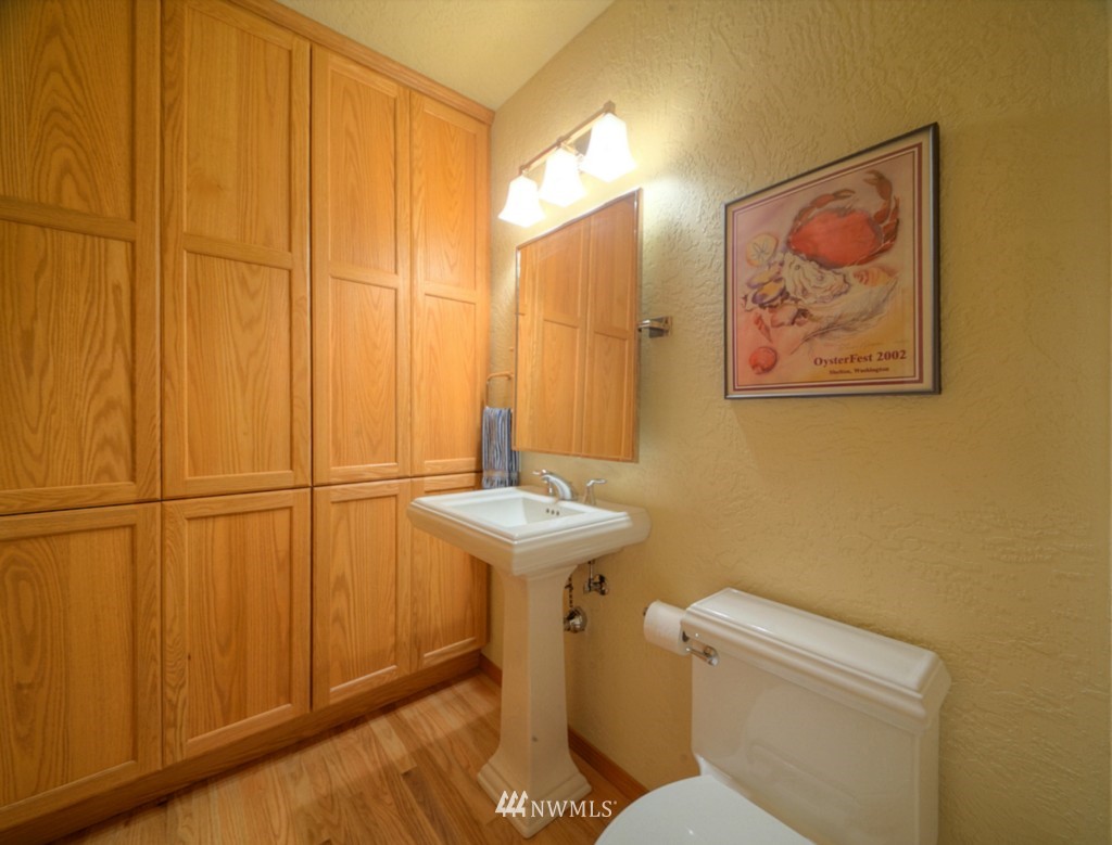 657 East Portage Road Shelton, WA 98584 - Photo 13 of 25 Gallery Image 13
