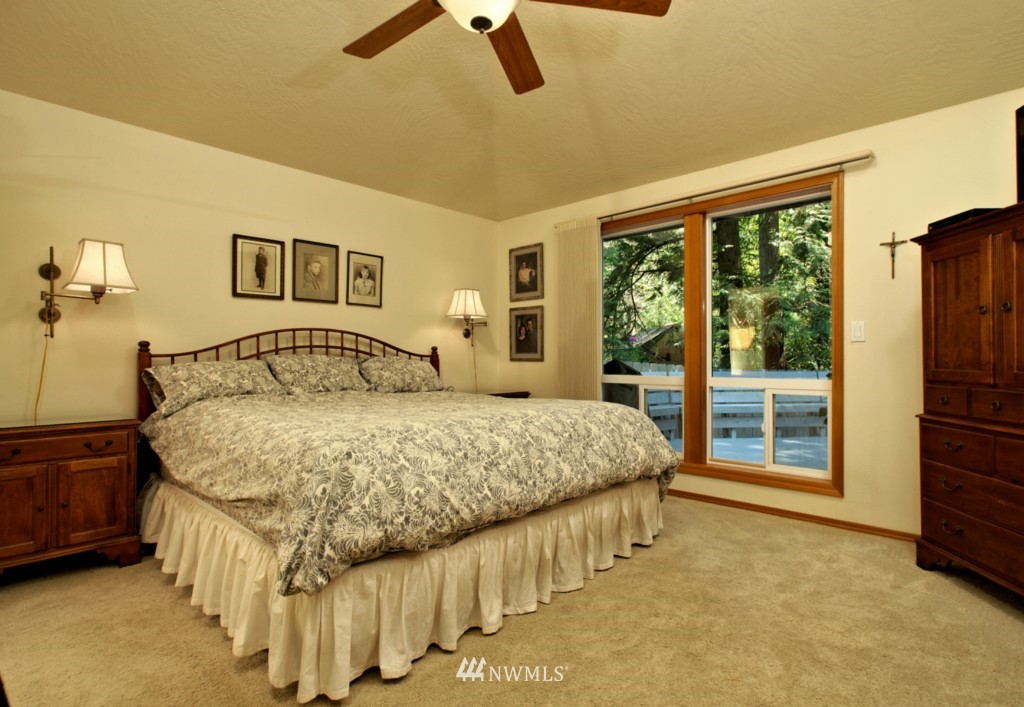 657 East Portage Road Shelton, WA 98584 - Photo 8 of 25 Gallery Image 8