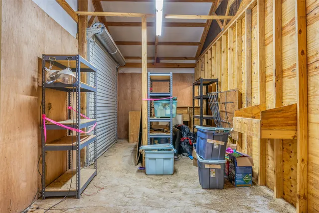 a view of a backyard with pathway