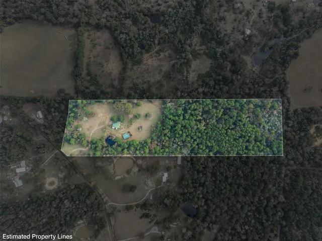 a view of outdoor space and garden