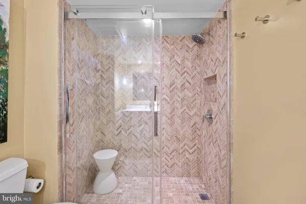 $4,100 | 1401 17th Street Northwest, Unit 705, Washington, DC 20036