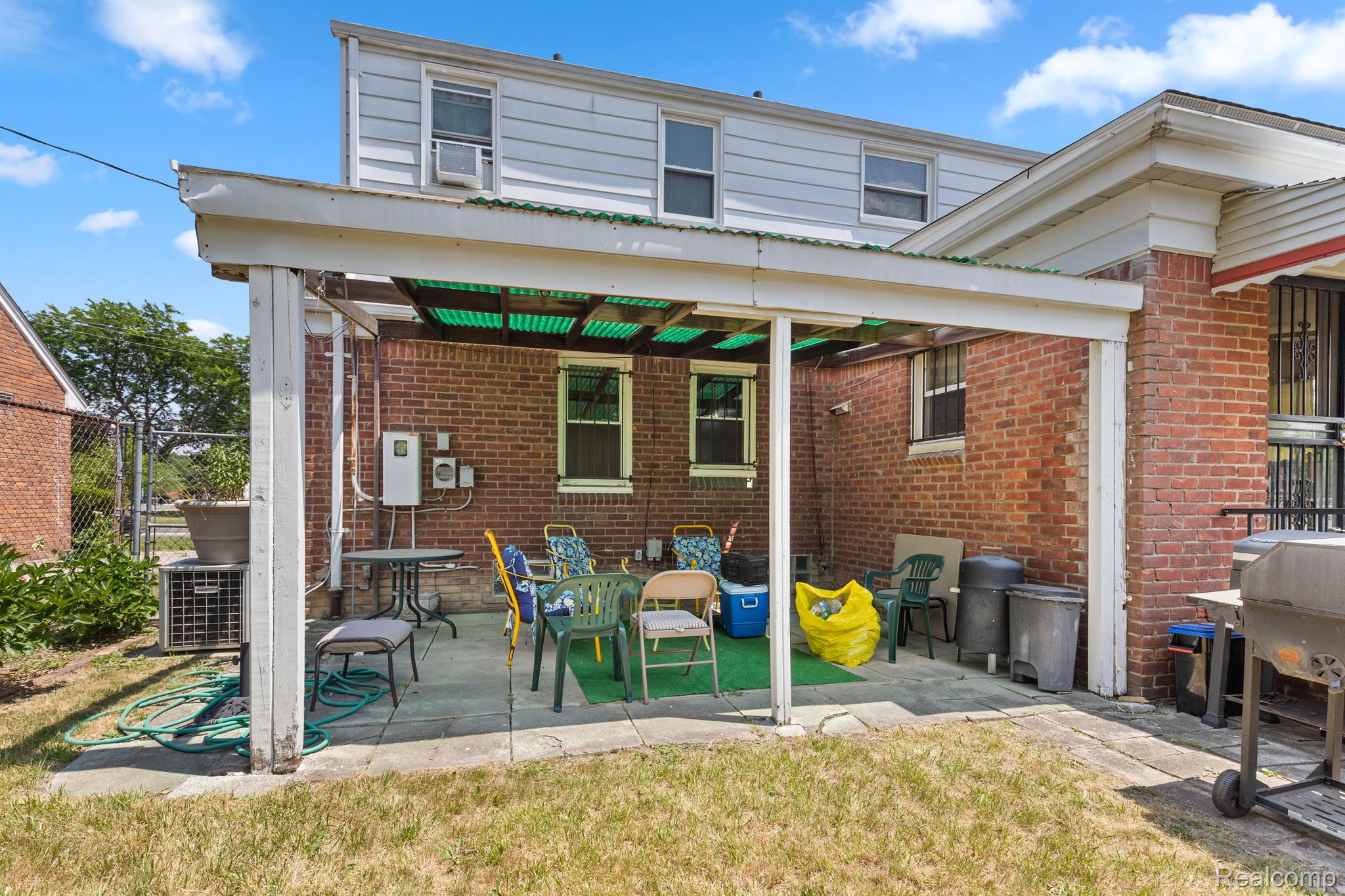 19901 Evergreen Road Detroit, MI 48219 - Photo 36 of 39 Outdoor Patio