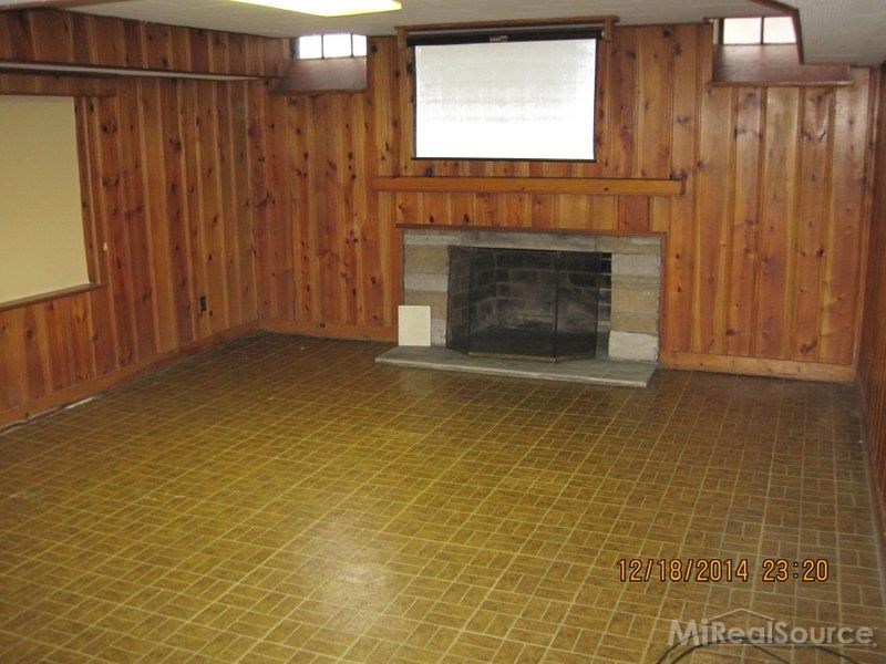 797 Trombley Road Grosse Pointe Park, MI 48230 - Photo 17 of 22