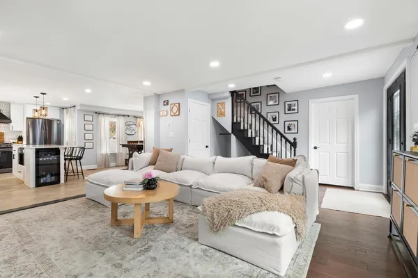 $899,000 | 66 Salem Street, Woburn, MA 01801