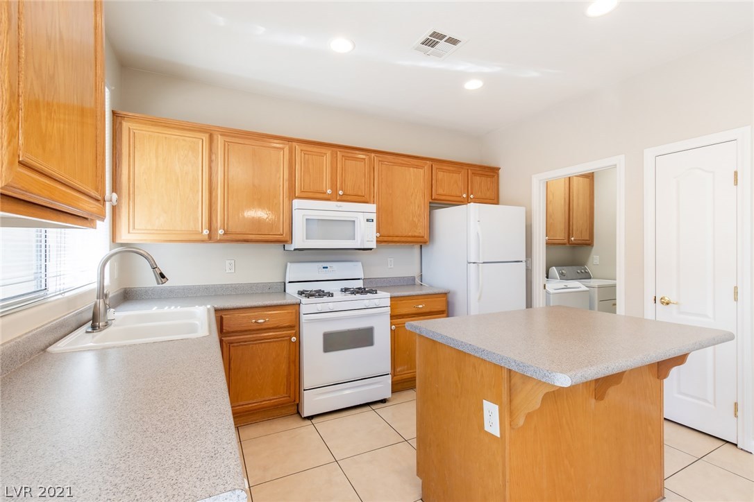 173 Ruby Ridge Avenue Henderson, NV 89002 - Photo 11 of 35 Gallery Image 11