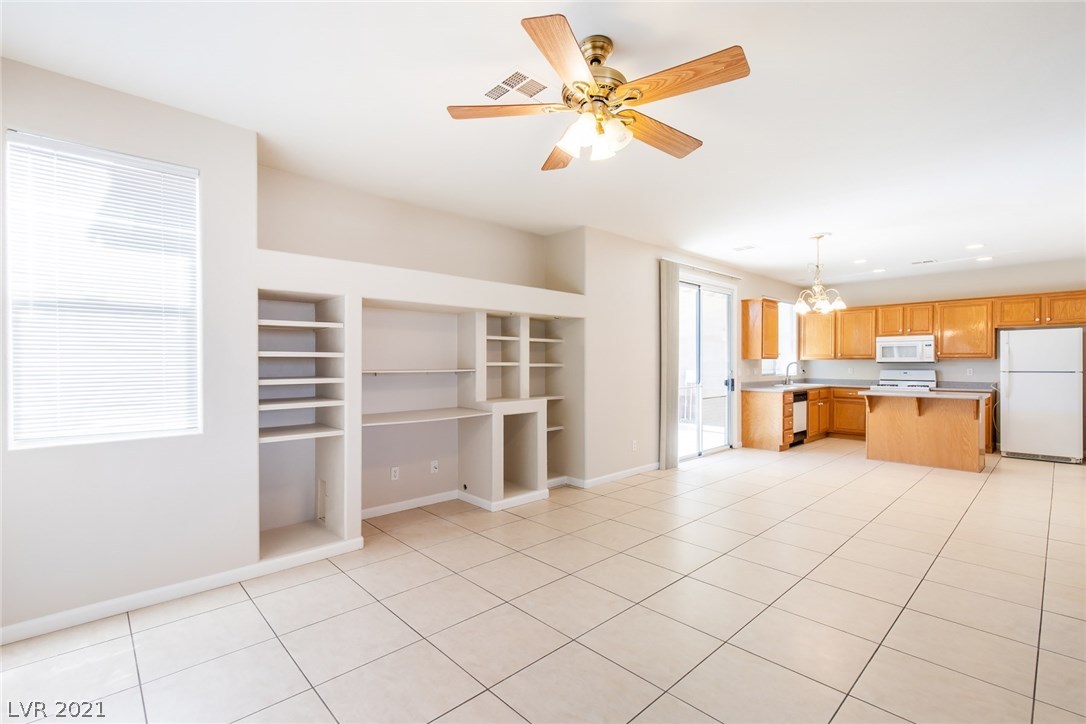 173 Ruby Ridge Avenue Henderson, NV 89002 - Photo 7 of 35 Gallery Image 7