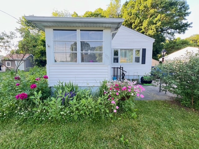 170 Congress Street Woonsocket, RI 02895 - Photo 2 of 16