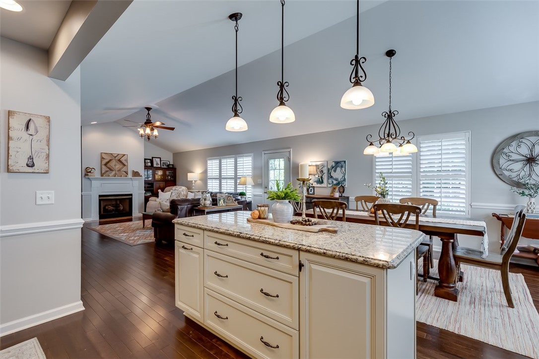 102 Brookwood Court Anderson, SC 29621 - Photo 12 of 39