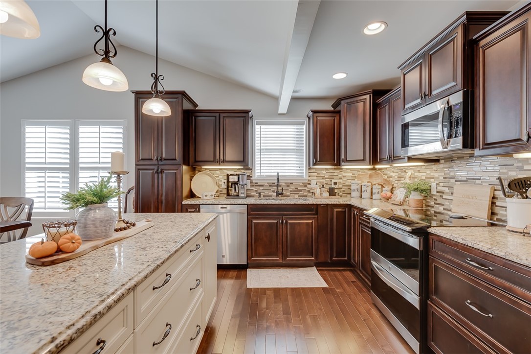 102 Brookwood Court Anderson, SC 29621 - Photo 14 of 39