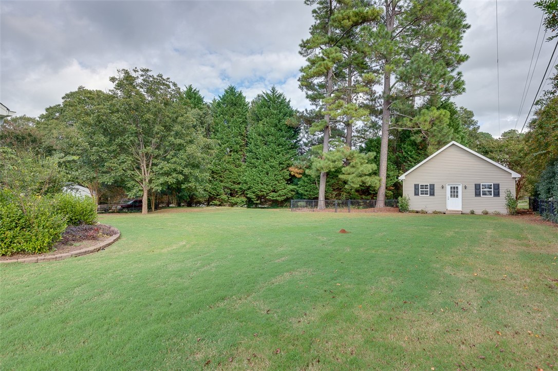 102 Brookwood Court Anderson, SC 29621 - Photo 37 of 39