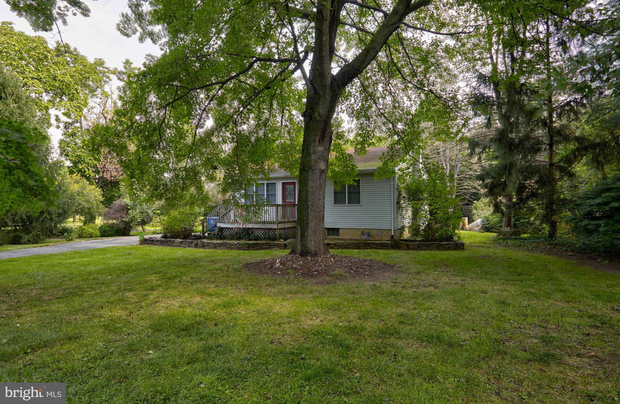 908 North Island Road Columbus, NJ 08022 - Photo 4 of 15 From Yard