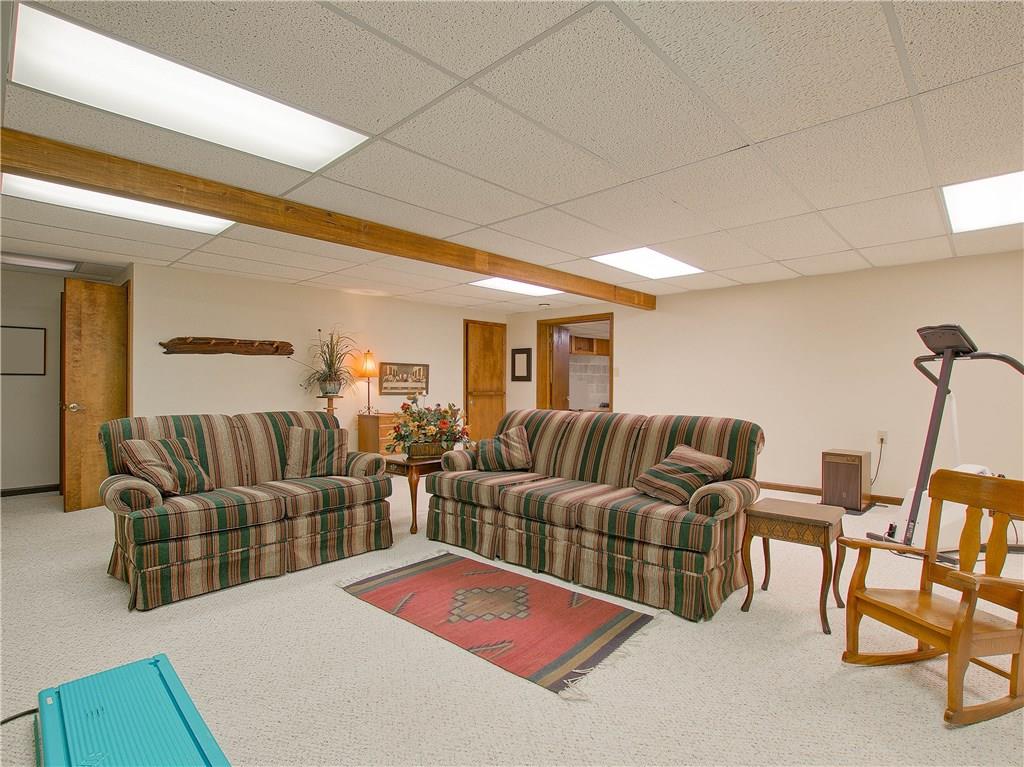 11226 Maze Road Indianapolis, IN 46259 - Photo 19 of 41 Gallery Image 19