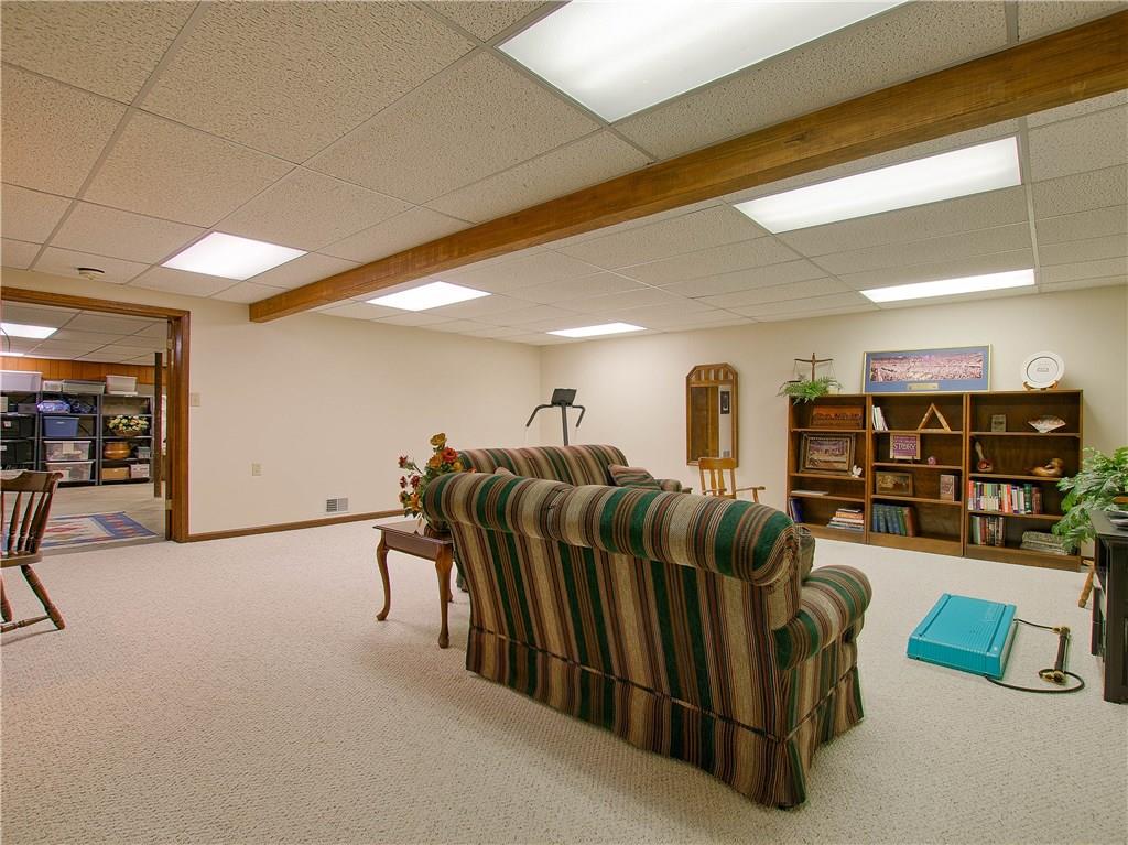 11226 Maze Road Indianapolis, IN 46259 - Photo 21 of 41 Gallery Image 21