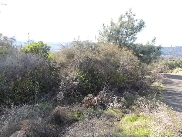 $25,000 | 15657 19th Avenue, Clearlake, CA 95422