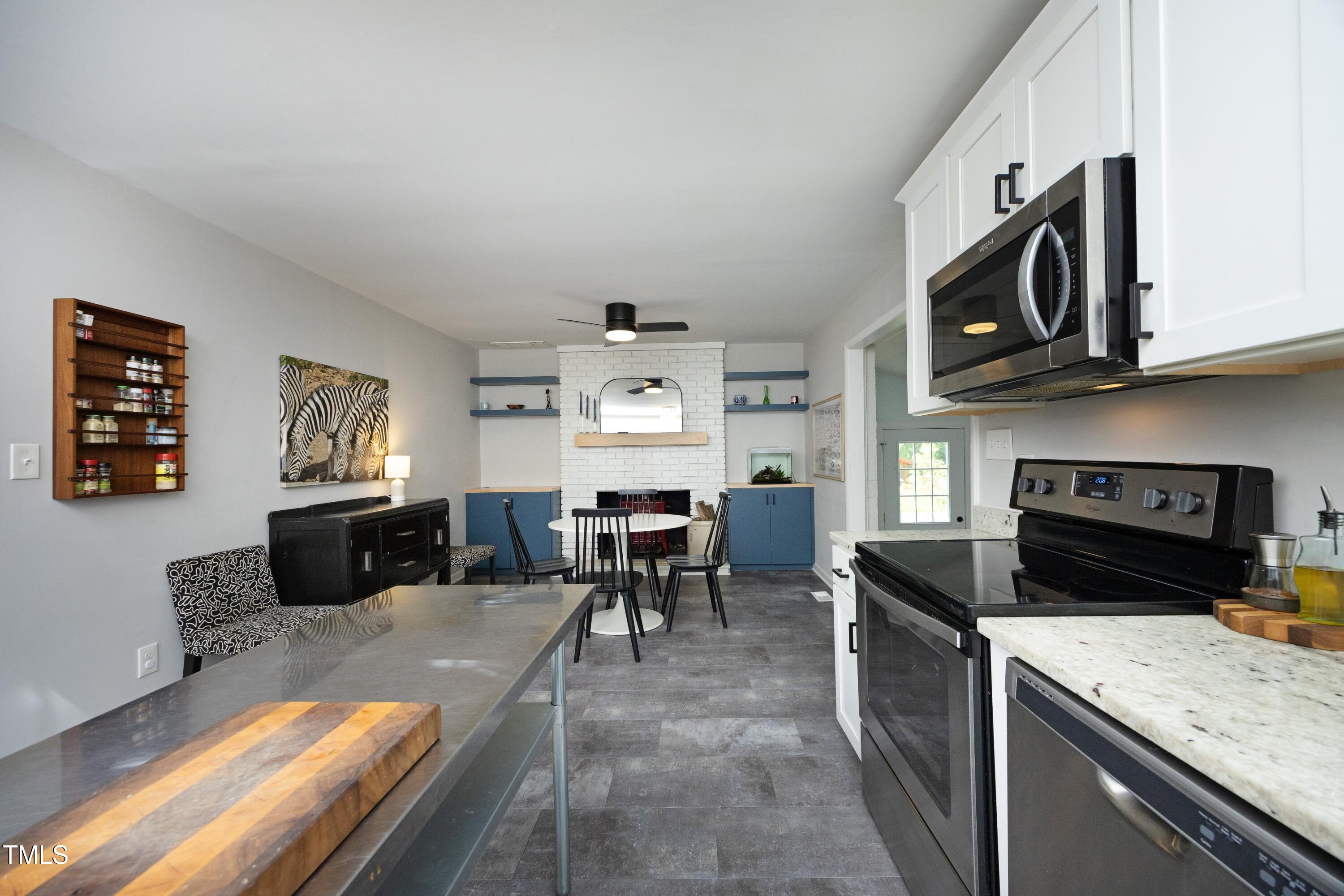 1004 Greenwich Street Raleigh, NC 27610 - Photo 14 of 33 14Kitchen_Dining