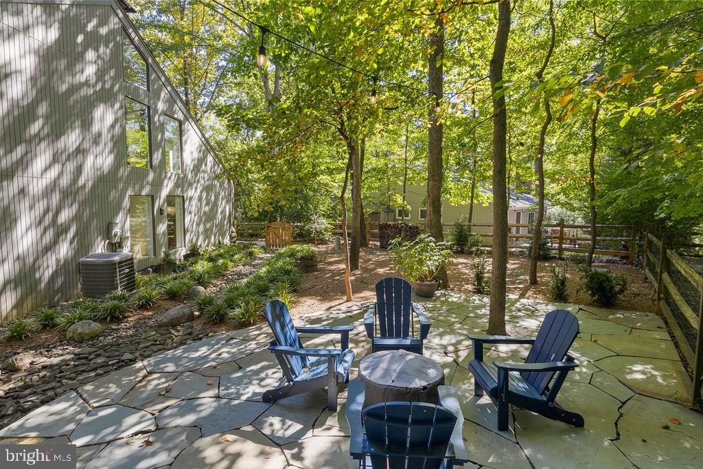 2003 Upper Lake Drive Reston, VA 20191 - Photo 53 of 70 Gallery Image 53
