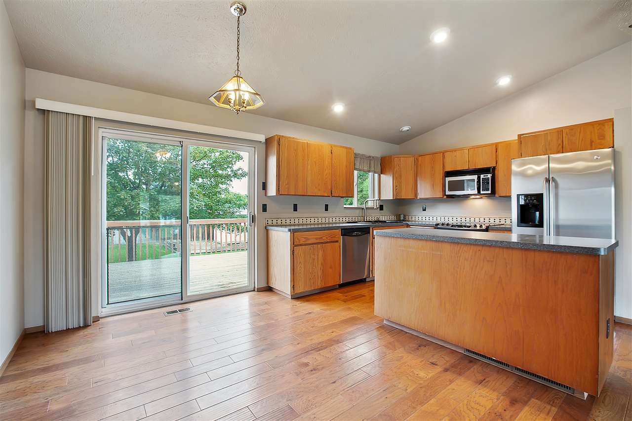 918 South Bannen Road Veradale, WA 99037 - Photo 7 of 20