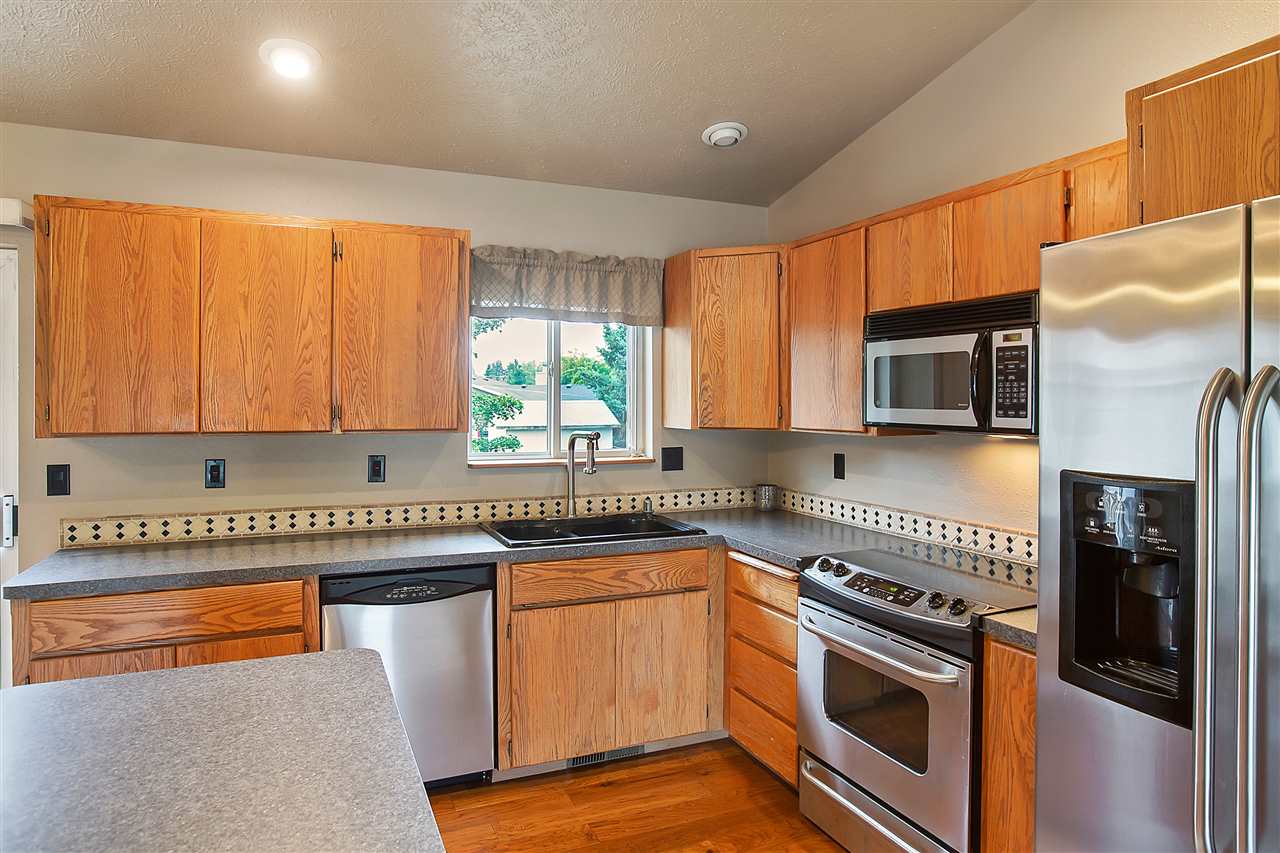 918 South Bannen Road Veradale, WA 99037 - Photo 8 of 20